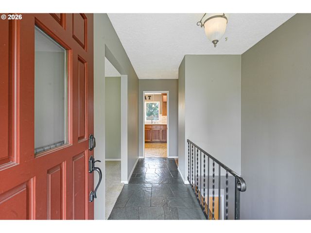 18735 Nw IDANHA St, Portland, OR 97229