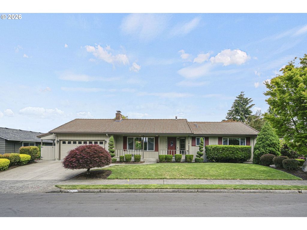 18735 Nw IDANHA St, Portland, OR 97229
