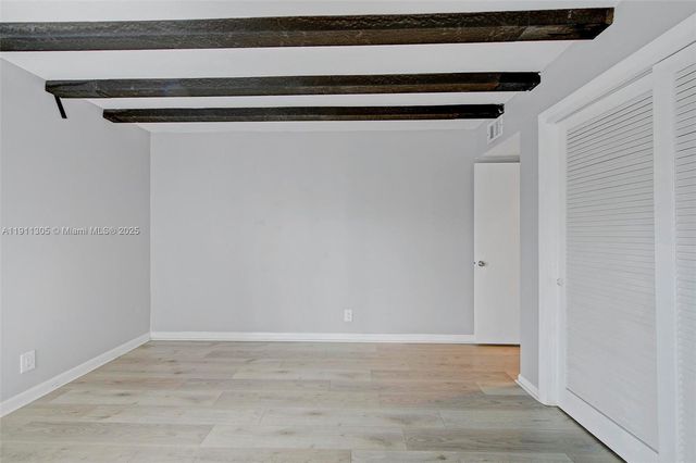 3020 NE 16th Ave 306, Oakland Park, FL 33334