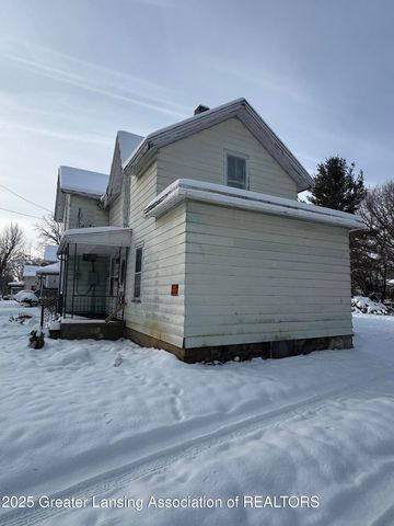 429 N Clinton Street, Charlotte, MI 48813