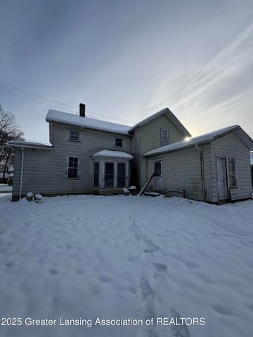 429 N Clinton Street, Charlotte, MI 48813