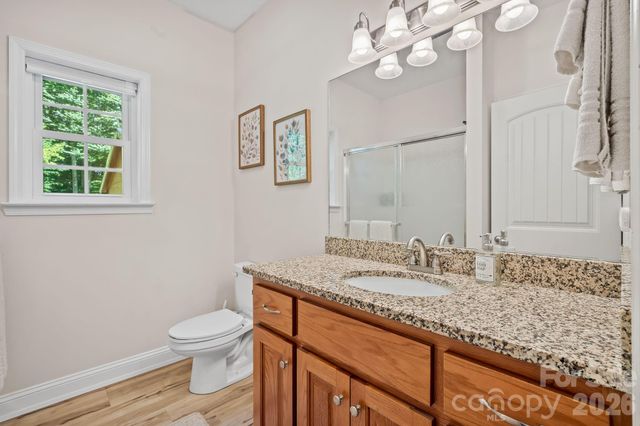 62 Robin Lane, Waynesville, NC 28786