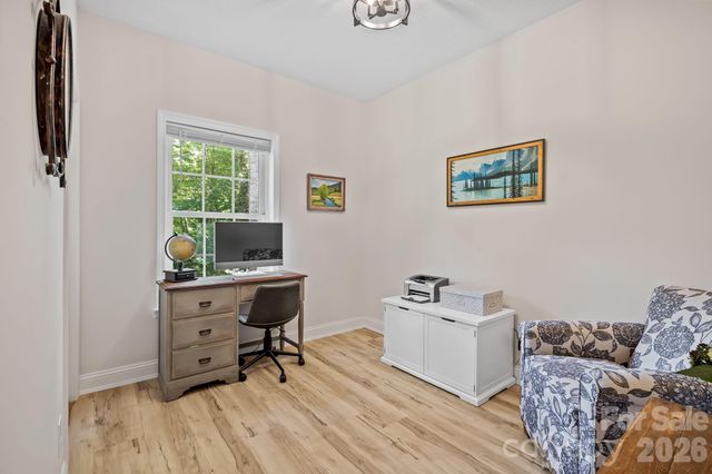 62 Robin Lane, Waynesville, NC 28786