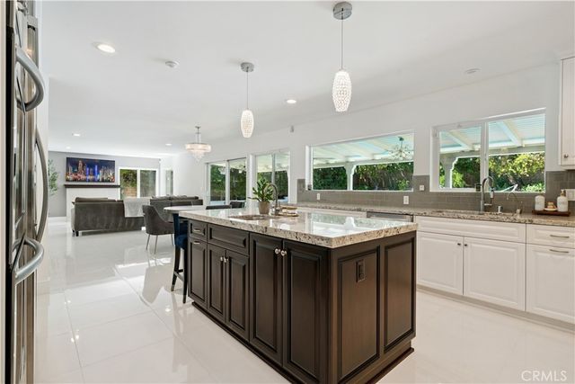 19523 Ballinger Street, Northridge, CA 91324