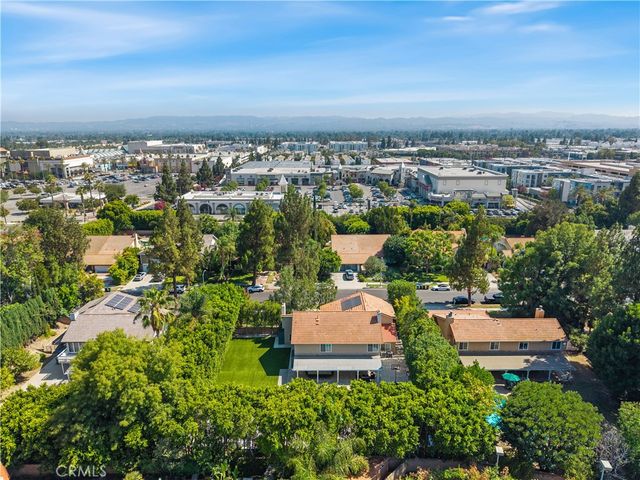 19523 Ballinger Street, Northridge, CA 91324