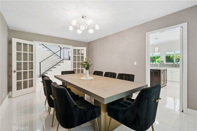 19523 Ballinger Street, Northridge, CA 91324