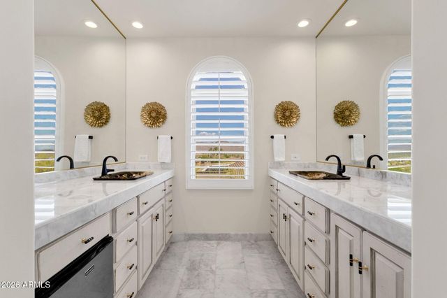 16640 E GREENBRIER Lane, Fountain Hills, AZ 85268