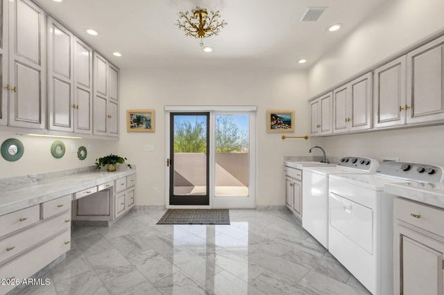 16640 E GREENBRIER Lane, Fountain Hills, AZ 85268