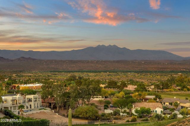 16640 E GREENBRIER Lane, Fountain Hills, AZ 85268