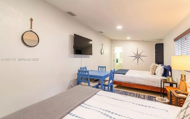 1243 NW 3rd Ave, Fort Lauderdale, FL 33311