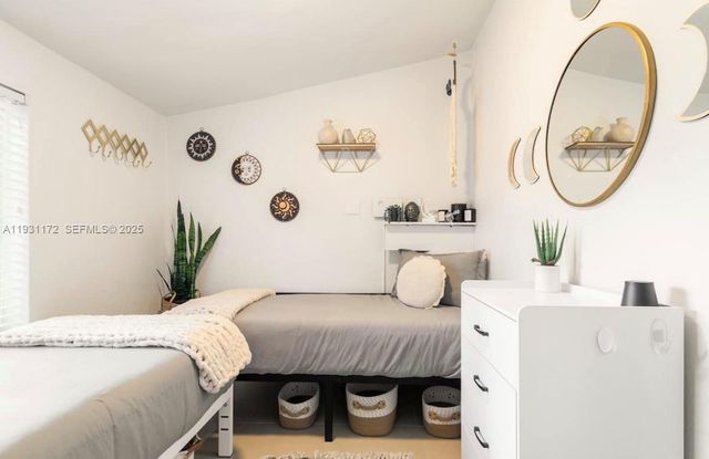 1243 NW 3rd Ave, Fort Lauderdale, FL 33311