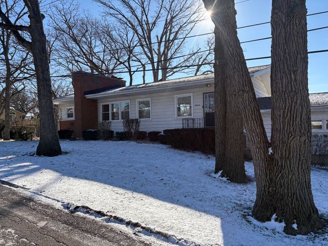 13 Riegel Oaks Lane, Homewood, IL 60430