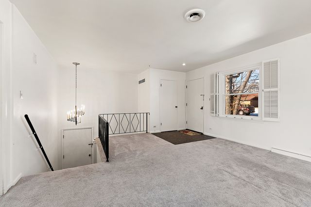 13 Riegel Oaks Lane, Homewood, IL 60430