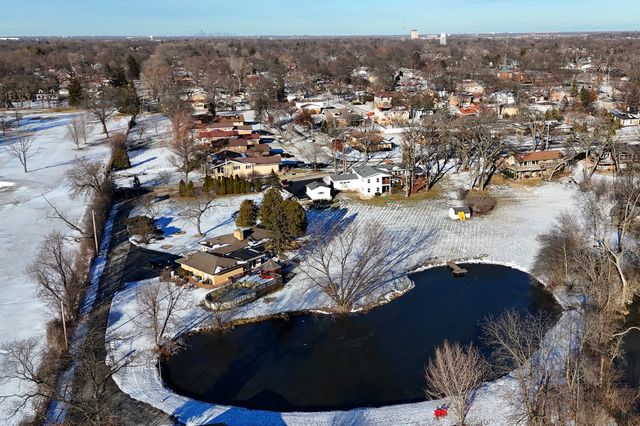 13 Riegel Oaks Lane, Homewood, IL 60430