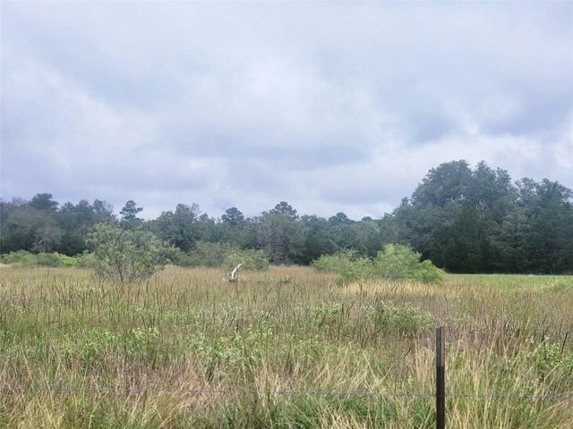 7600 Race Track Road, La Grange, TX 78945