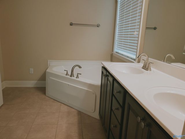 2655 Ashtynn Place SW, Huntsville, AL 35803