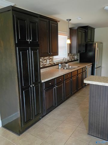 2655 Ashtynn Place SW, Huntsville, AL 35803