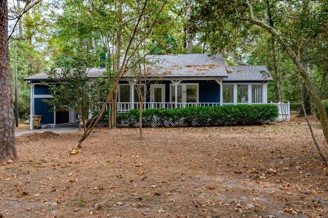 188 Candlelight Path, Holly Lake Ranch, TX 75765