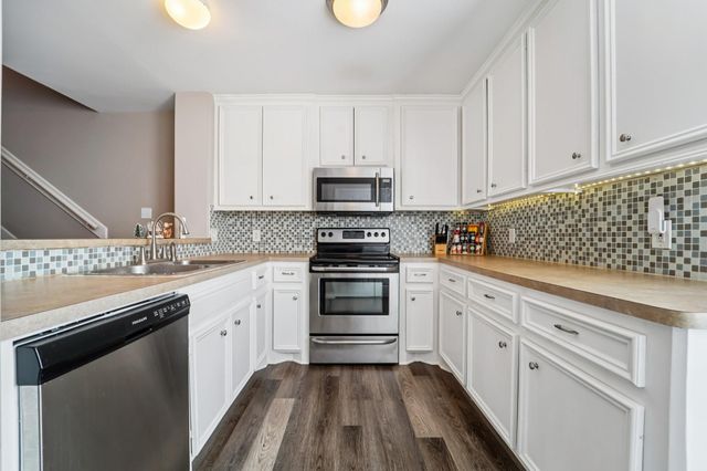 163 N Binnacle Court B, Willis, TX 77318