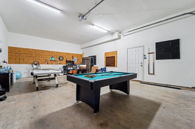 163 N Binnacle Court B, Willis, TX 77318