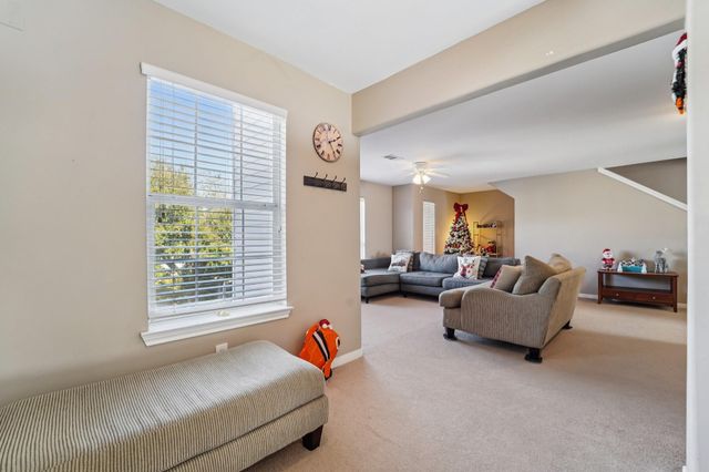 163 N Binnacle Court B, Willis, TX 77318