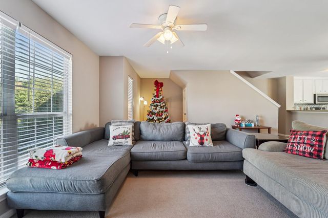 163 N Binnacle Court B, Willis, TX 77318