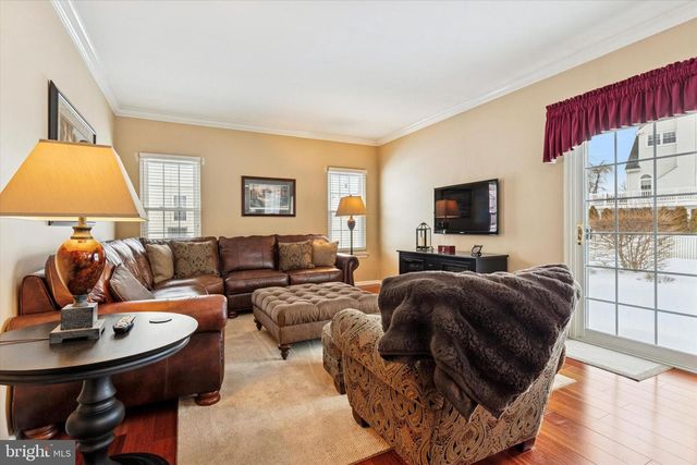 209 DRAKE LN, North Wales, PA 19454