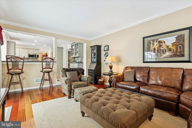 209 DRAKE LN, North Wales, PA 19454