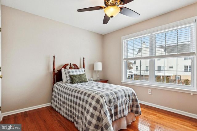 209 DRAKE LN, North Wales, PA 19454