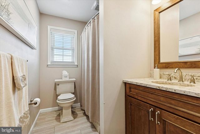 209 DRAKE LN, North Wales, PA 19454