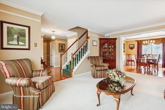 209 DRAKE LN, North Wales, PA 19454