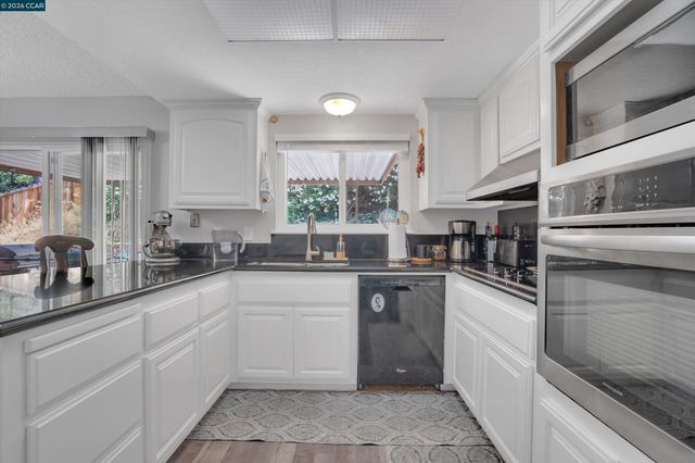 4175 Stephanie way, Pittsburg, CA 94565