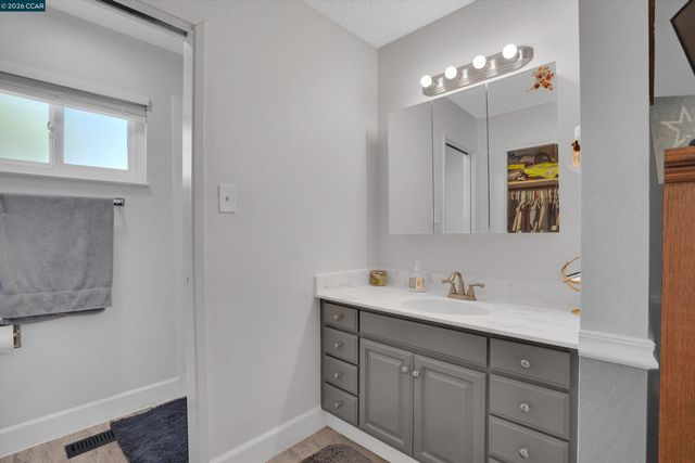 4175 Stephanie way, Pittsburg, CA 94565