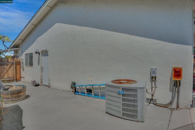 4175 Stephanie way, Pittsburg, CA 94565