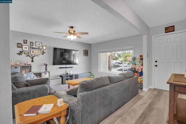 4175 Stephanie way, Pittsburg, CA 94565