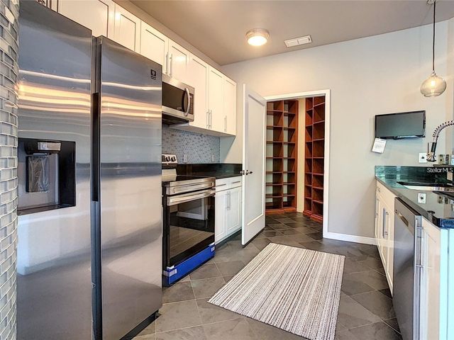 1 S EOLA DRIVE 11, Orlando, FL 32801