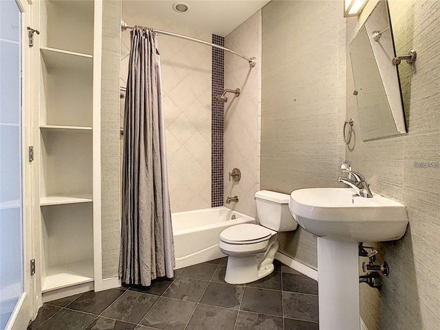 1 S EOLA DRIVE 11, Orlando, FL 32801