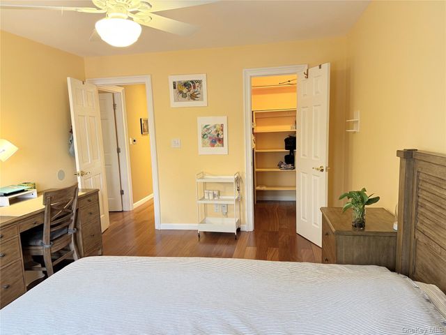 21 Manors Drive, Jericho, NY 11753