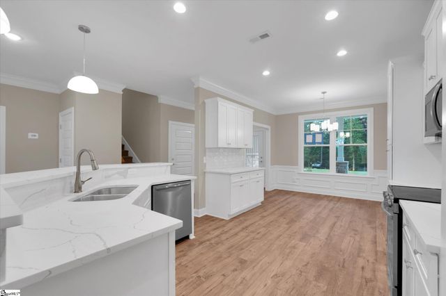 172 Stewart Lake Road, Pelzer, SC 29669