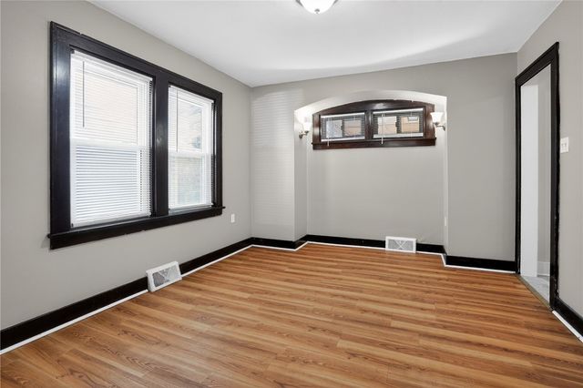 1417 Evanston St, Sheraden, PA 15204