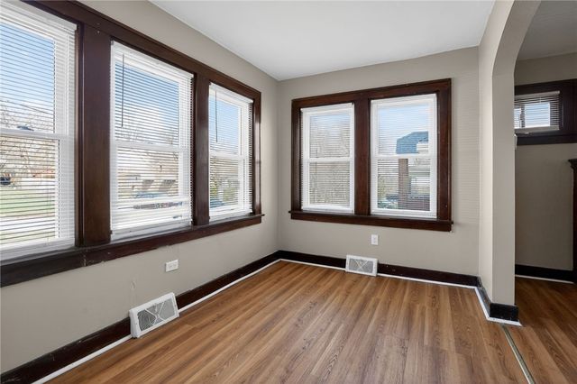 1417 Evanston St, Sheraden, PA 15204