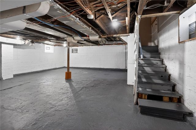 1417 Evanston St, Sheraden, PA 15204