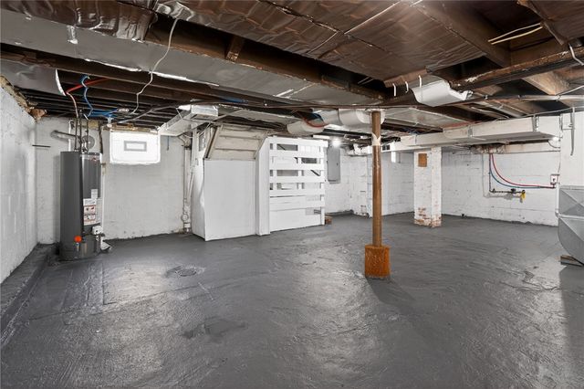 1417 Evanston St, Sheraden, PA 15204