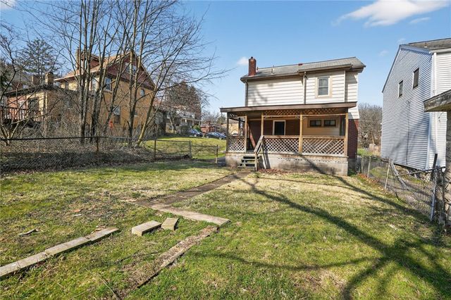 1417 Evanston St, Sheraden, PA 15204