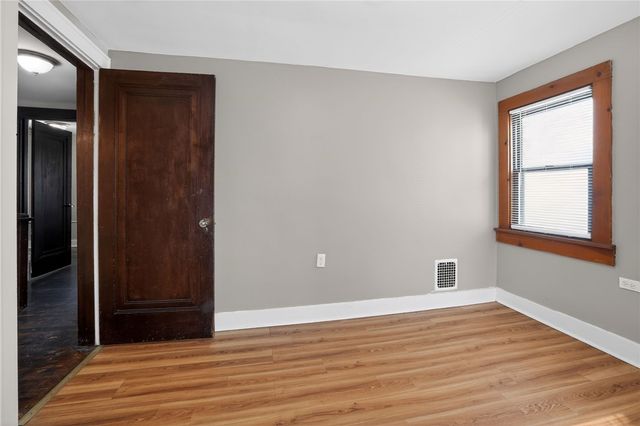 1417 Evanston St, Sheraden, PA 15204