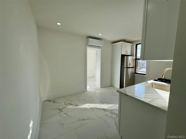 315 Riverside Boulevard 1, Long Beach, NY 11561