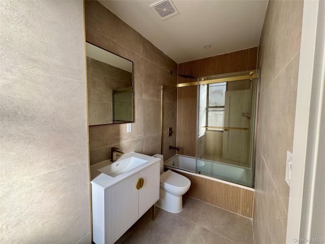 315 Riverside Boulevard 1, Long Beach, NY 11561