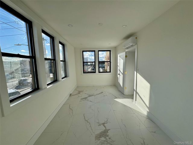 315 Riverside Boulevard 1, Long Beach, NY 11561