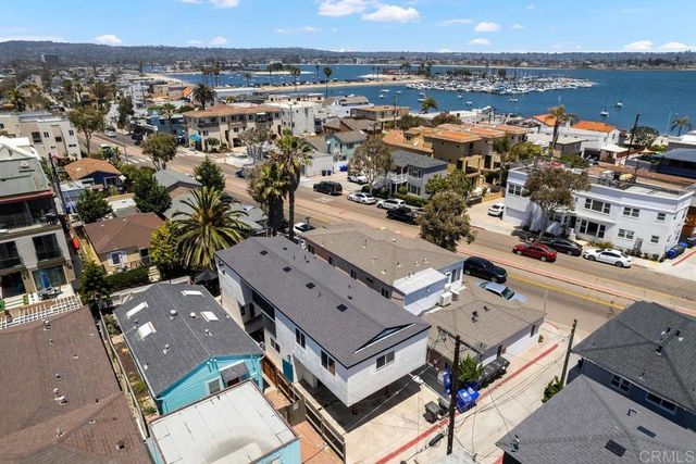 725 Kingston Court, San Diego, CA 92109
