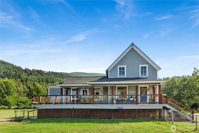 3455 Legg Road, Bow, WA 98232